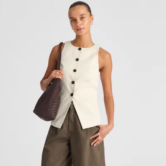 Madewell NWT Crewneck Cutaway Vest in Drapey Twill Size 0 in Vintage Ivory - Picture 3 of 12